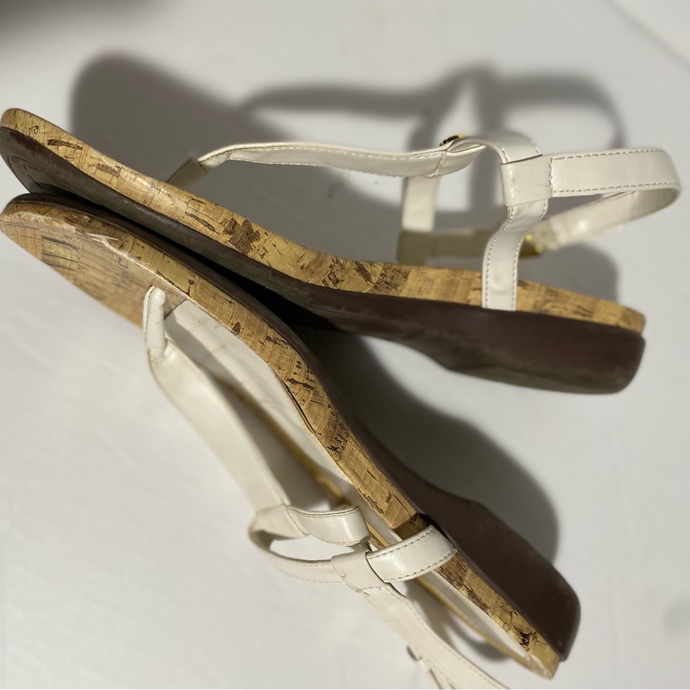 Sandals - Picture 2 of 6